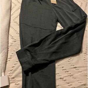 NWT Men’s Nike Joggers